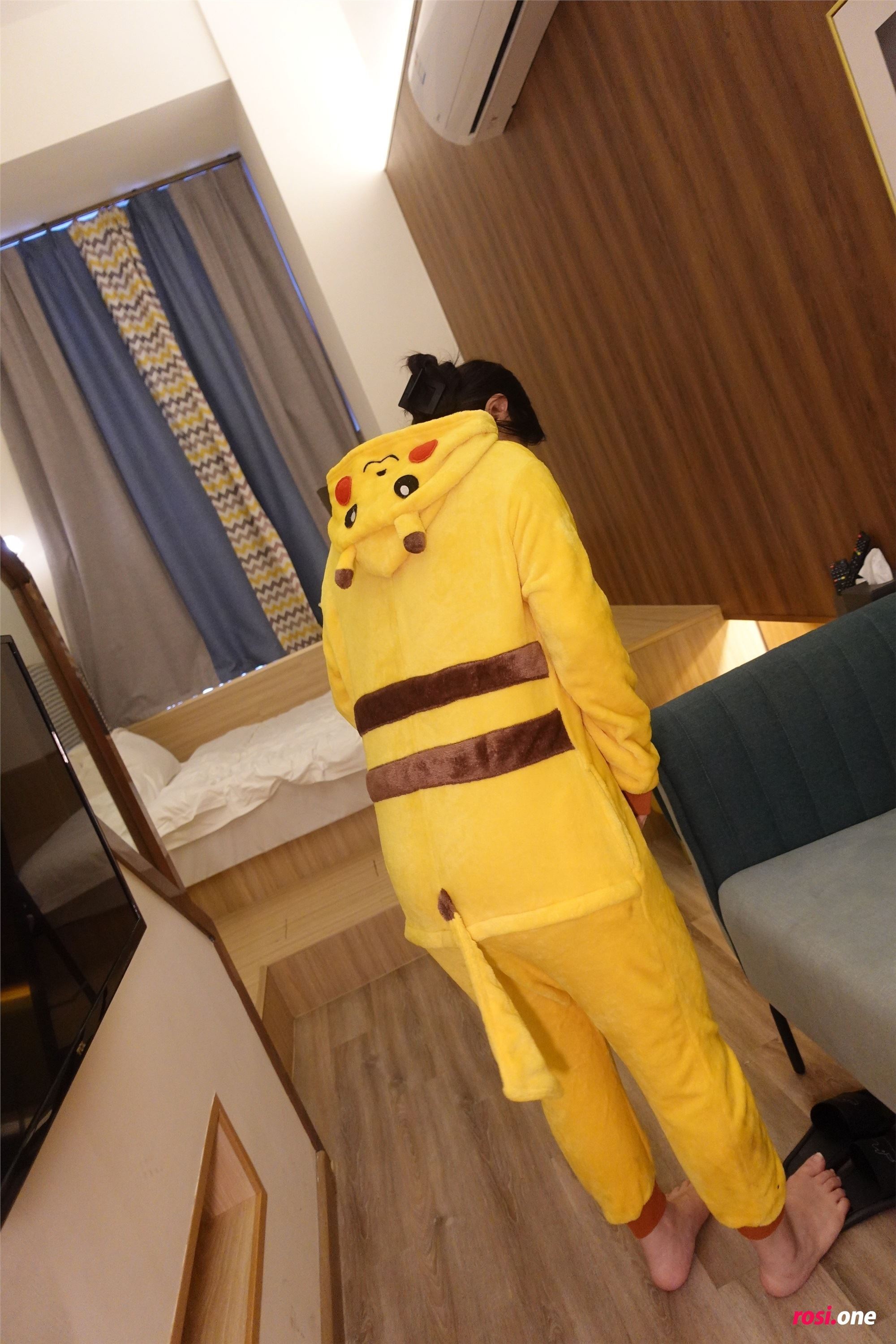 ROSI写真 2021.11.13 NO.3631